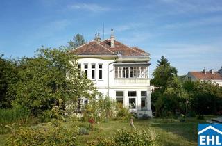 Wohnung kaufen in Linzackergasse, 1130 Wien, Historische Villa mit Baugrund in exklusivster Lage des 13. Bezirks