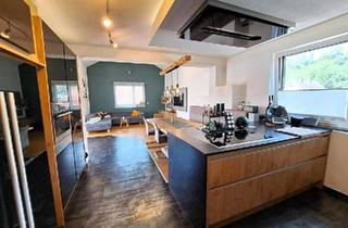 Wohnung kaufen in 4522 Sierning, 2 exquisite Wohnungen (172 m² + 118 m²) unter einem Dach - mit Terrassen, Gartenareal, Pool & Poolhaus - Neuzeug