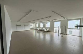 Gewerbeimmobilie kaufen in Carl-Zuckmayer-Straße 38, 5020 Salzburg, Moderne 230m² Bürofläche mit Klimaanlage und Aufzug