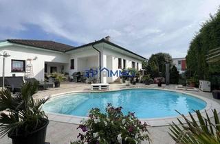 Einfamilienhaus kaufen in 2603 Felixdorf, Traumhaus mit Pool und zwei Garagenstellplätzen !