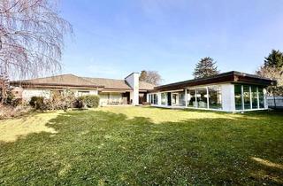 Villen zu kaufen in 2230 Gänserndorf, Traumhafter Bungalow ++ Villa mit Indoor-Pool ++ Weinkeller ++ Wunderschöner Gepflegter Garten ++ Perfekte Lage in Gänserndorf ++ Beeindruckende Architektur ++ Vielseitige Nutzungsmöglichkeiten ++