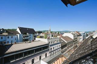 Wohnung mieten in Rainerstraße, 4020 Linz, Über den Dächern von Linz – Geräumige 3-Zimmer-Dachgeschosswohnung mit Charme, Ausblick & viel Licht