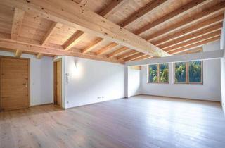 Wohnung kaufen in 6351 Scheffau am Wilden Kaiser, Sonnige Dachgeschosswohnung nahe der Gondelbahn