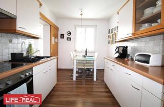 Wohnung kaufen in 4720 Neumarkt im Hausruckkreis, Sanierte, gepflegte 3-Zimmer-Wohnung mit Loggia in generalüberholten Mehrparteienhaus