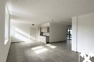 Büro zu mieten in 4894 Oberhofen am Irrsee, Attraktives Geschäftslokal + 14 m² Lager