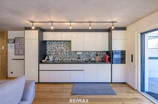 Wohnung kaufen in 6262 Schlitters, Elegante, neuwertige Wohnung für Paare mit Terrasse und Premium-Ausstattung