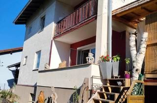 Haus kaufen in 5111 Bürmoos, Charmantes großes Zwei Familienhaus