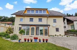 Haus kaufen in 8081 Pirching am Traubenberg, Großzügiger Familien-Traum. - 15 Minuten vor Graz! - Garten und herrlicher Ausblick. - Hochwertig saniert.