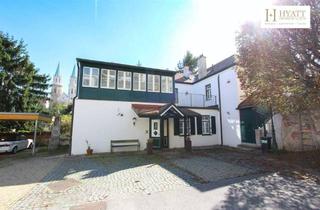 Villen zu kaufen in 3400 Klosterneuburg, Romantische Villa wie aus der Toskana mit Pool, Whirlpool und Traumgarten – mitten im Zentrum von Klosterneuburg