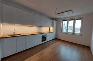 Wohnung mieten in Deutschgasse 12C /2/8, 2700 Wiener Neustadt, Großzügige Innenstadtwohnung mit Schneeberg- und Domblick
