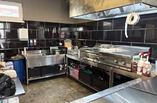 Immobilie mieten in 2435 Ebergassing, Neuwertiges Imbisslokal abzugeben !