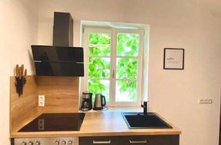 Wohnung kaufen in 6060 Hall in Tirol, TOP Anlage! Wunderschöne Garonniere in kernsaniertem Stadthaus in Best-Lage