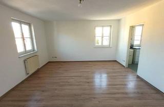 Wohnung mieten in 5201 Seekirchen am Wallersee, Rarität: Großgarconniere in Seekirchner Zentrumslage zur Miete