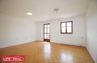 Wohnung kaufen in 4942 Gurten, Helle und großzügige 3,5-Zimmer-Wohnung mit Blick ins Grüne