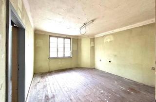 Wohnung kaufen in 2700 Wiener Neustadt, Gestalten Sie Ihren Wohntraum – sanierungsbedürftige Wohnung mit Potenzial