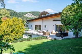 Villen zu kaufen in 2371 Hinterbrühl, Luxuriöse Villa mit Indoor-Pool, großem Grundstück und nachhaltiger Technik