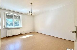 Wohnung kaufen in 6020 Innsbruck, Sanierungsbedürftige 3-Zimmer-Wohnung in zentraler Lage von Innsbruck-Amras