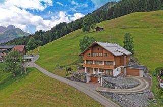 Haus kaufen in 6993 Mittelberg, Alpines Anwesen im Kleinwalsertal mit Charme und toller Bergkulisse