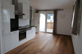 Wohnung mieten in Bahnhofstraße, 4910 Ried im Innkreis, Klimatisierte, gemütliche 2- Zimmer Wohnung mit möblierter Küche und schöner Terrasse in Ried - Nähe Bahnhof