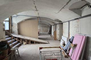 Immobilie kaufen in Messe Prater U 2, 1020 Wien, Innenhof Werkstätte Immobilie