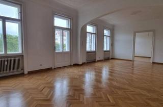 Wohnung mieten in 1060 Wien, klassischer Altbau mit Balkon - Blick in den Park