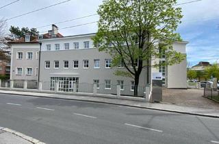 Gewerbeimmobilie kaufen in 5020 Salzburg, Exklusives Panorama-Büro mit Liftzugang & Außenterrasse