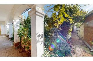 Haus kaufen in 2122 Ulrichskirchen, Wohnen mit Potenzial: Haus mit Arkaden & Doppelgarage in Münichsthal