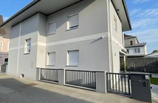 Villen zu kaufen in Brucknerstraße, 4800 Attnang, Moderne Stadtvilla in Top-Lage - 160m² Wohnfläche, vollrenoviert, Terrasse, Garage, 2 Stellplätze