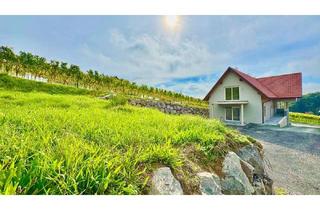 Wohnung kaufen in 8493 Klöch, 3-Zimmer Dachgeschosswohnung inmitten der Weinberge von Klöch - Erstbezug!