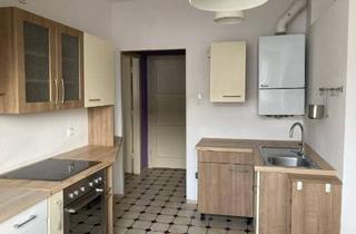 Wohnung mieten in 2700 Wiener Neustadt, 2-Zimmer Dachgeschosswohnung in Wiener Neustadt