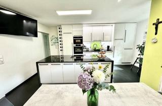 Wohnung kaufen in 6112 Wattens, Wattens: Moderne ca. 84,51 m² Wohnung mit stilvoller Küche, sonnigem Balkon und Tiefgaragenplatz