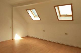 Wohnung kaufen in 8045 Graz, Ruhige Lage! Renovierungsbedürftige Dachgeschoßwohnung mit Potential!