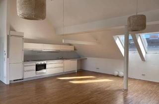 Loft mieten in Schloßberg, 8010 Graz, TU - und zentrumnahe moderne loftartige Wohnung mit 20 m² Terrasse und Schlossbergbick, auch als Wohnbüro geeignet