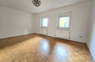 Wohnung kaufen in Fabriksgasse, 8020 Graz, * * * GÜNSTIGE WOHNUNG zum AUFHÜBSCHEN... 8 Radmin. zum BAUERNMARKT am LENDPLATZ... 10 RADMIN. zum HAUPTPLATZ + FH-JOANNEUM... 12 RADMIN. zur KF-UNI * * *