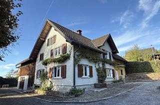 Haus kaufen in 6845 Hohenems, Haus mit Scheune und viel Potenzial / 1’242m2 Grundstück in Hohenems