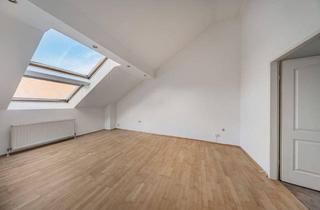 Wohnung kaufen in Klausgasse, 1160 Wien, Westseitige Dachgeschoßwohnung mit tollem Grundriss!