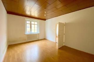 Wohnung kaufen in Braunhubergasse, 1110 Wien, 3 Zimmer-Wohnung ZUM SANIEREN, HELL und RUHIG!