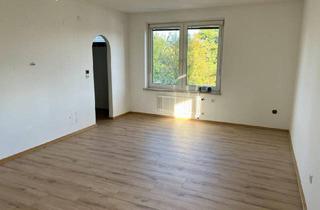 Wohnung kaufen in 2620 Neunkirchen, Sonniges Eigentum mit Garage