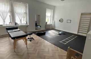 Gewerbeimmobilie kaufen in 2700 Wiener Neustadt, Vielseitig nutzbarer Praxis- oder Büroraum in zentraler Lage von Wiener Neustadt