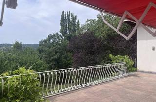 Wohnung mieten in 1170 Wien, Exklusive, renovierte Wohnung mit Terrasse, Garten und Garage im Villenviertel am Schafberg.