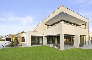 Haus kaufen in 4553 Schlierbach, Exklusive Bauhaus-Villa mit Indoor- & Outdoor-Pool, Smart-Home-Ausstattung und durchdachtem Raumkonzept