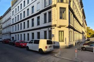 Garagen kaufen in U3-Station Schweglerstraße, Wien Westbahnhof, 1150 Wien, Großzügige Einzelgarage mit elektrischem Garagentor nächst U3-Station Schweglerstraße