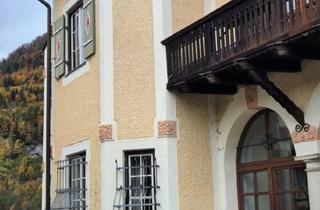 Villen zu kaufen in Mondsee, 5310 Sankt Lorenz, Ferienwohnsitz: Jugendstil Villa mit Badeplatzanteil!