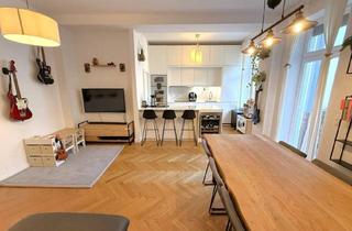Wohnung kaufen in Gersthofer Straße, 1180 Wien, Zeitlose Eleganz trifft modernen Wohnkomfort - stilvoll sanierte 3,5-Zimmer-Altbauwohnung mit Designküche, zwei Außenflächen & Toplage nahe dem Türkenschanzpark