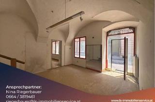 Gewerbeimmobilie mieten in 8230 Hartberg, Praktischer Lagerraum mit Altbauflair und zwei Schaufenster zur Michaeligasse