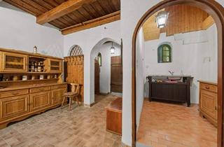 Gewerbeimmobilie kaufen in 2020 Hollabrunn, Tradition trifft Komfort – Weinkeller mit Presshaus und Garten im Weinviertel!