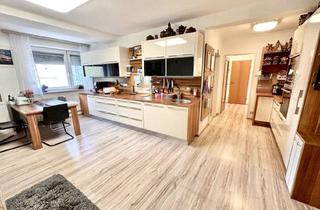 Wohnung kaufen in Bahnsteggasse, 1210 Wien, Zwei Wohnungen - Ein Zuhause mit vielen Möglichkeiten ++ 2 Loggien ++ Auto Stellplatz inklusive ++ Kamin ++ sofort bezugsfertig und absolute Ruhelage