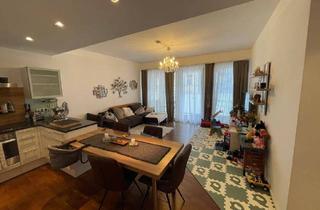Wohnung kaufen in Friedrichgasse 26, 8010 Graz, Helle 3-Zimmer-Wohnung mit Loggia und TG-Platz