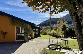 Haus kaufen in 5322 Hof bei Salzburg, Wohnhaus mit traumhaftem Wintergarten und Weitblick