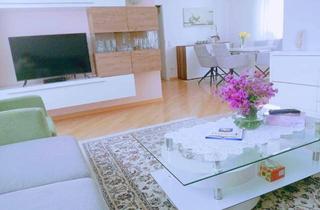 Wohnung mieten in Holzergasse 11, 1110 Wien, Kleidung mitnehmen & einziehen – 2,5 Zi + Balkon, Top Lage